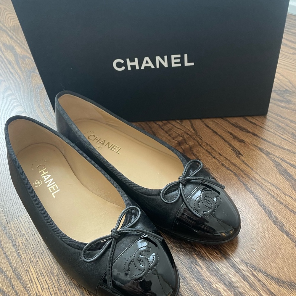 Black Chanel Ballet Flats